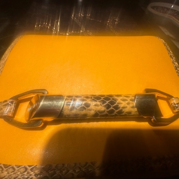 BRAND NEW JIMMY CHOO PYTHON TRIM YELLOW CROSS BODY GOLD CHAIN BAG - Picture 11 of 13